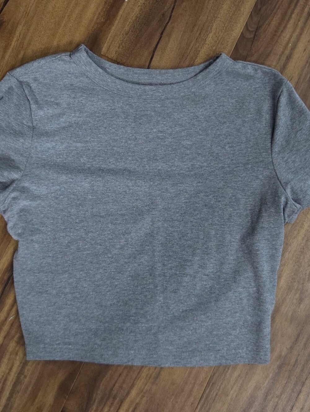 Wild Fable Gray Cropped T-Shirt – Size Small